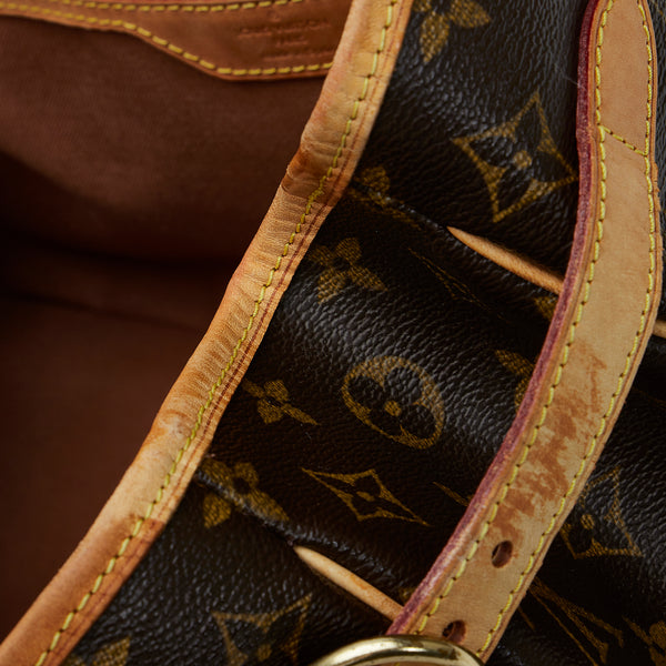 RvceShops Revival, Brown Louis Vuitton Monogram Batignolles Horizontal  Tote Bag
