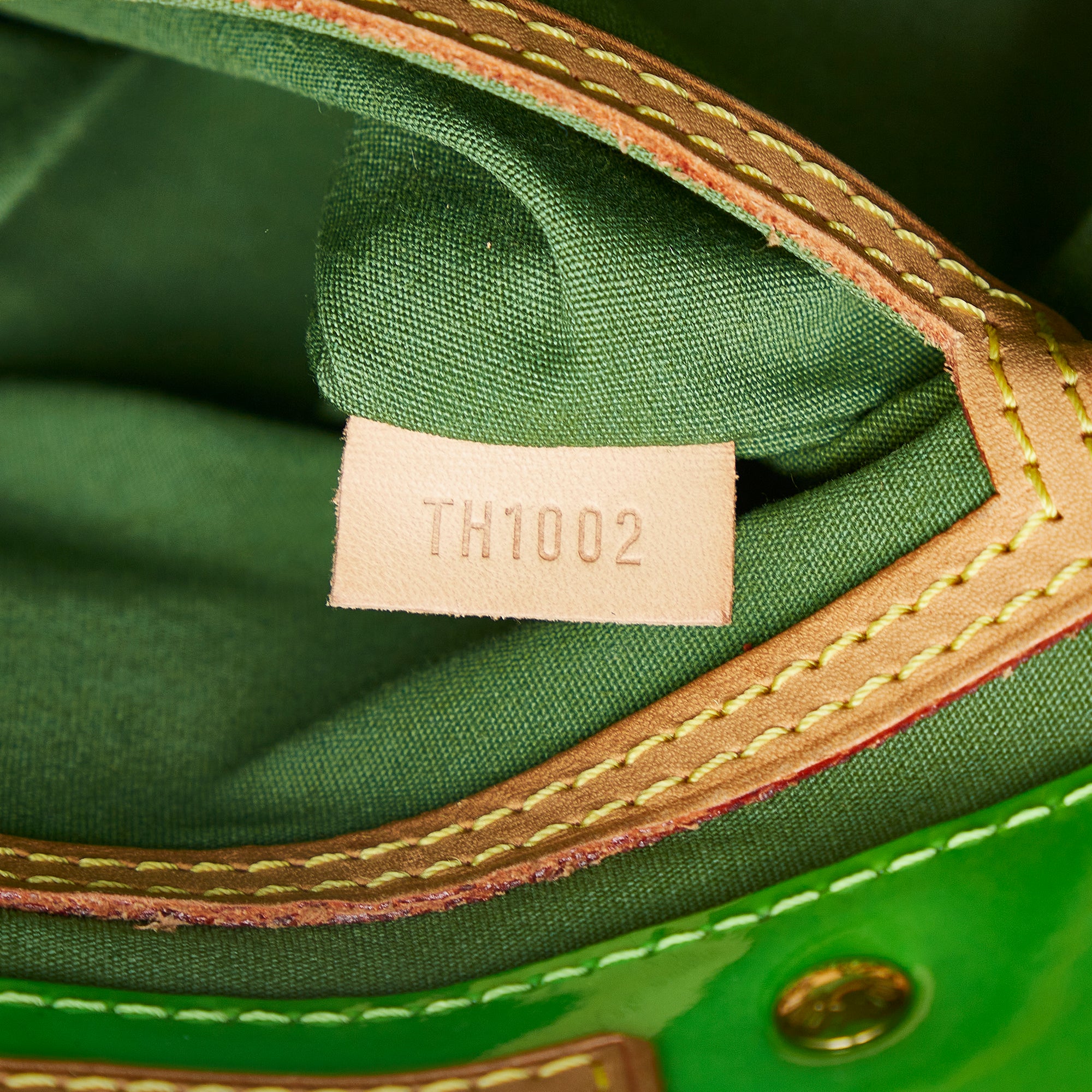 LOUIS VUITTON M91904 Vernis Fluo Reade PM Hand Bag Green Near Mint Ex++
