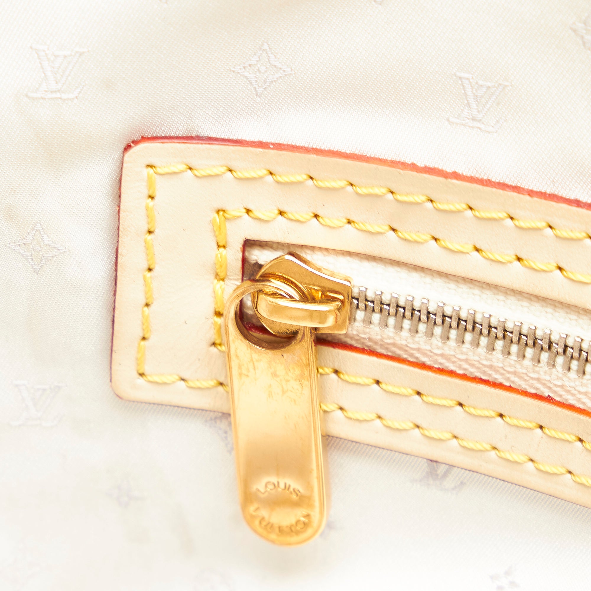 Beige Louis Vuitton Suhali Lockit MM Handbag – Designer Revival