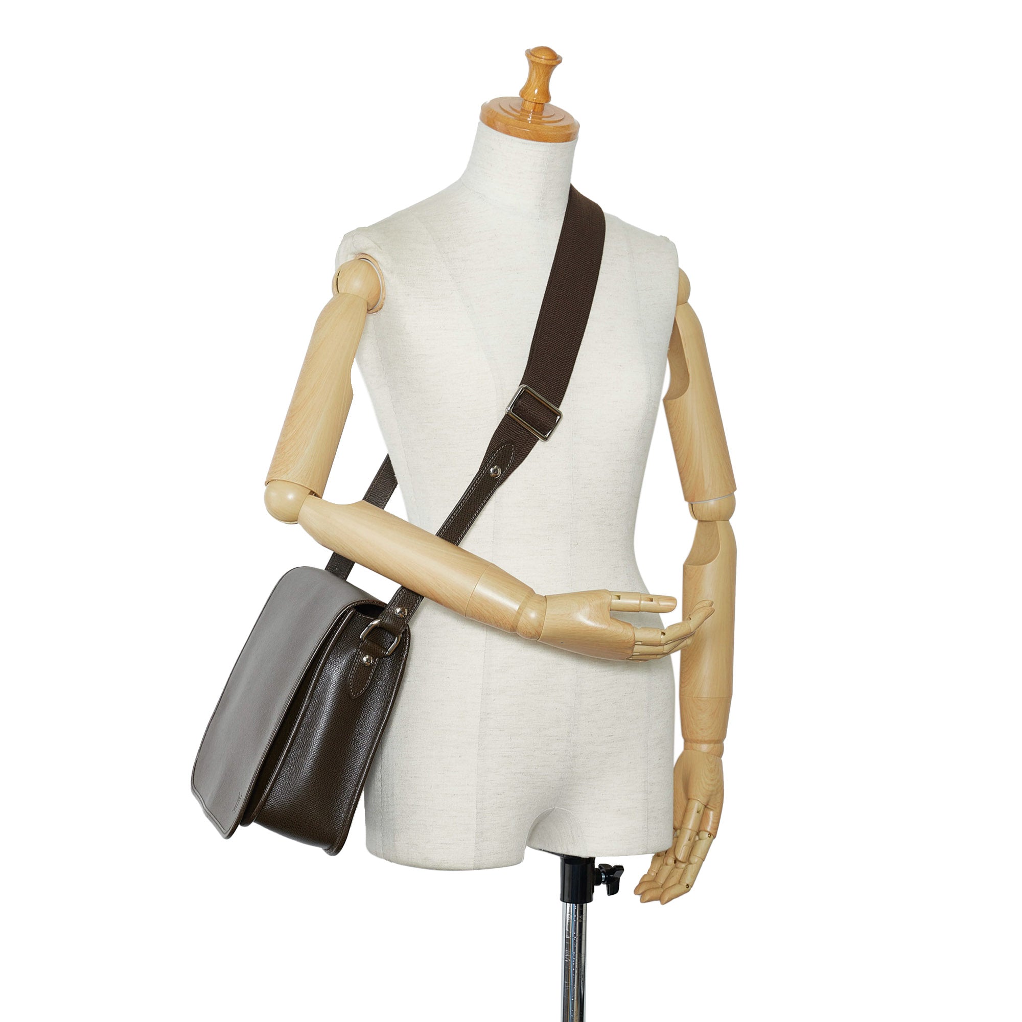Louis Vuitton Andrei Dark Brown Taiga Leather Messenger Bag
