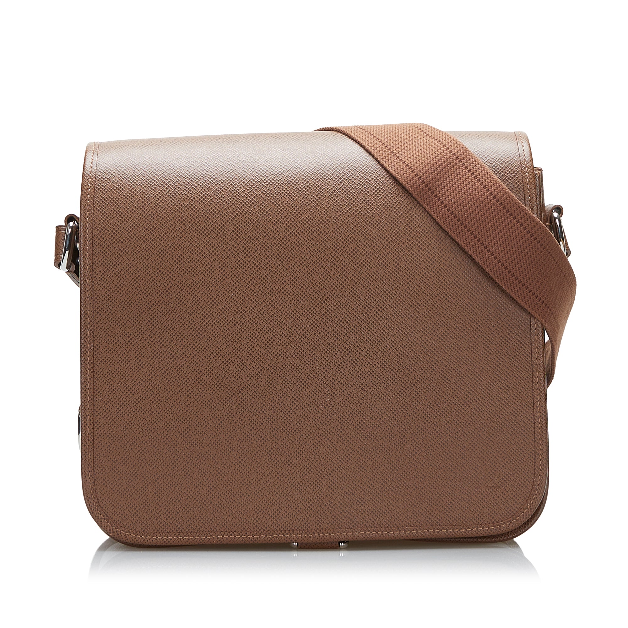 Louis Vuitton Grizzli Taiga Leather Andrei Messenger Bag - Yoogi's