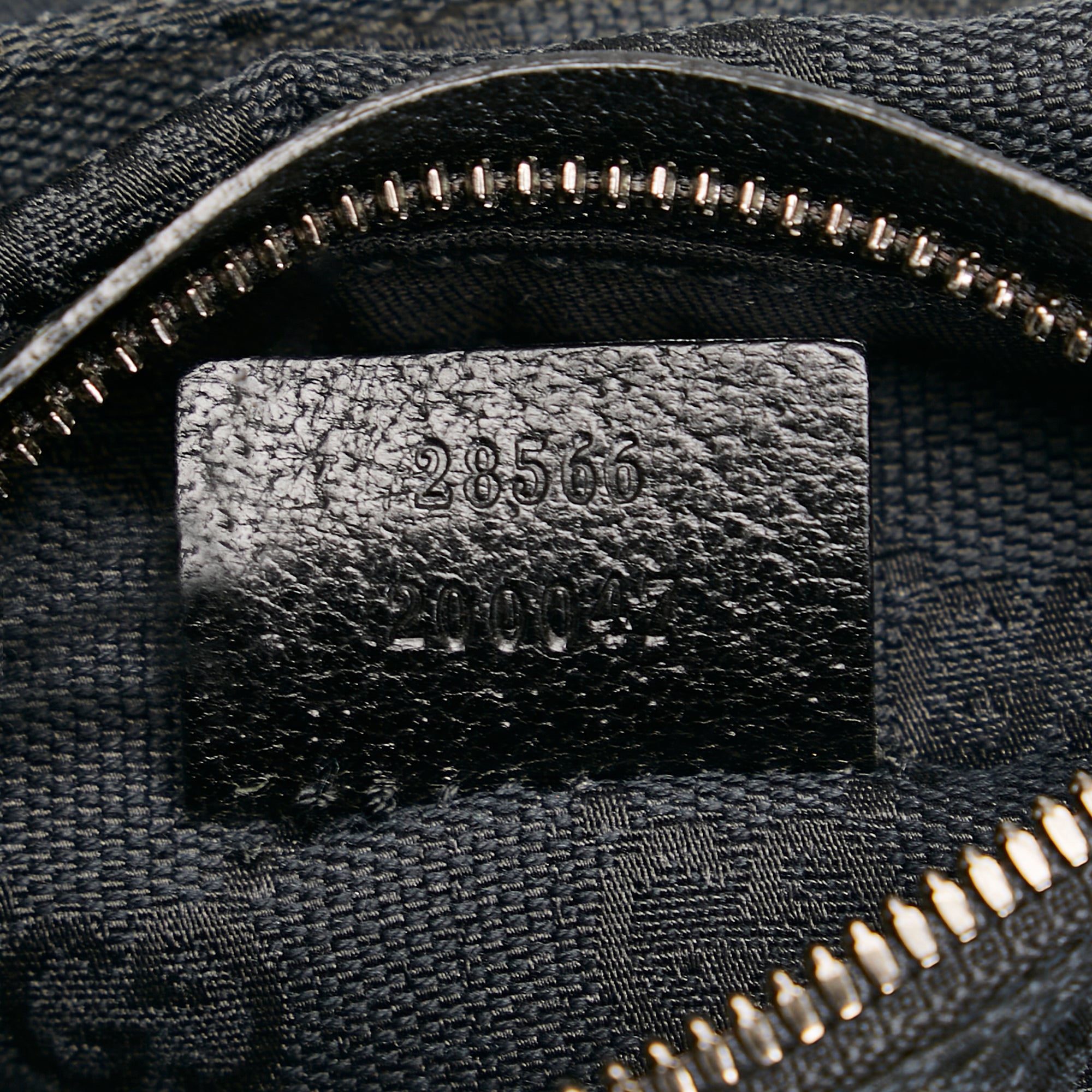 Gucci | Soft GG Supreme Web Strap Black Red Belt Bag — Junk Jeans |  Bespoke, Art and Resale Luxury Handbag Company