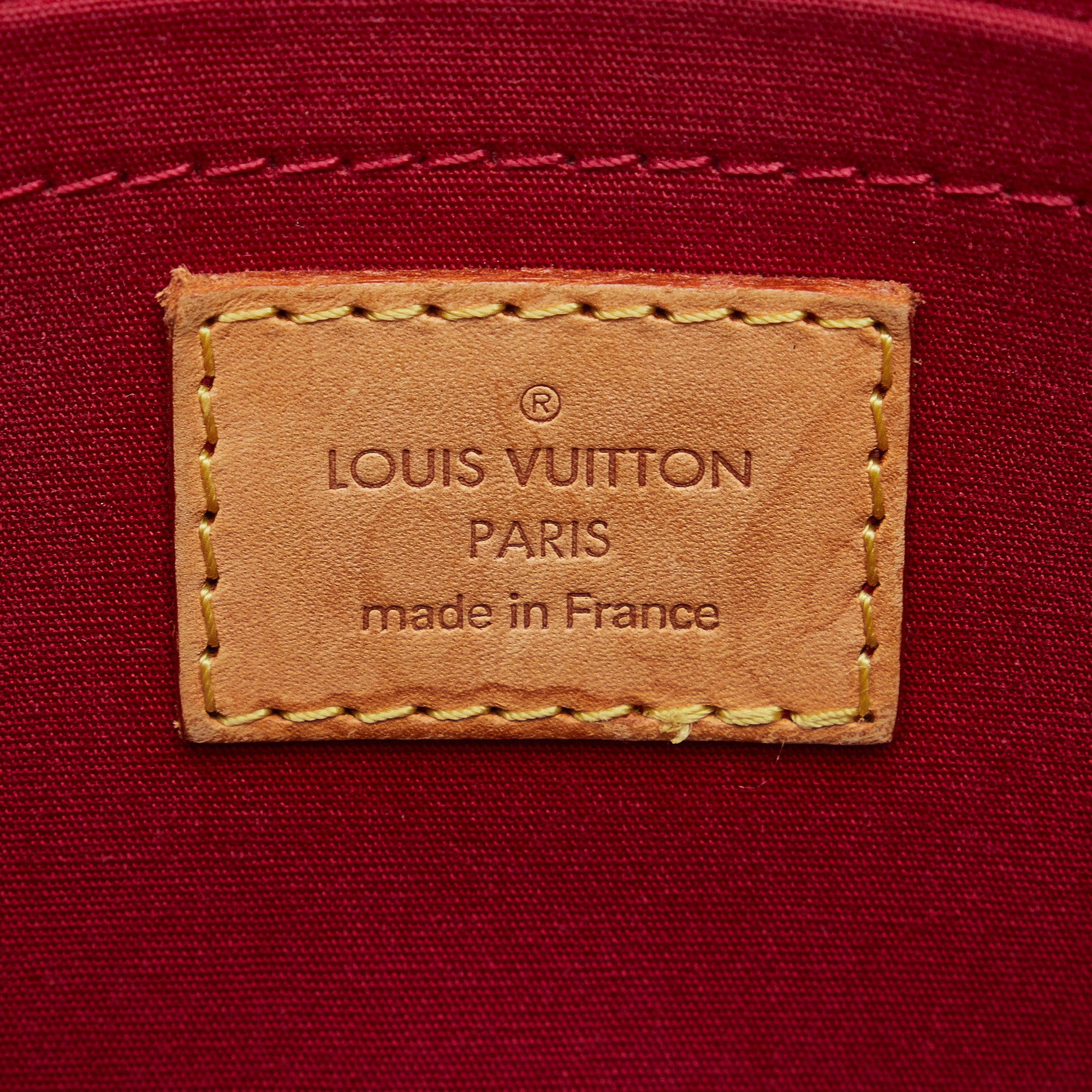 Auth Louis Vuitton Vernis Rose Wood Avenue Shoulder Bag Wine Red M93510 LV  J6431