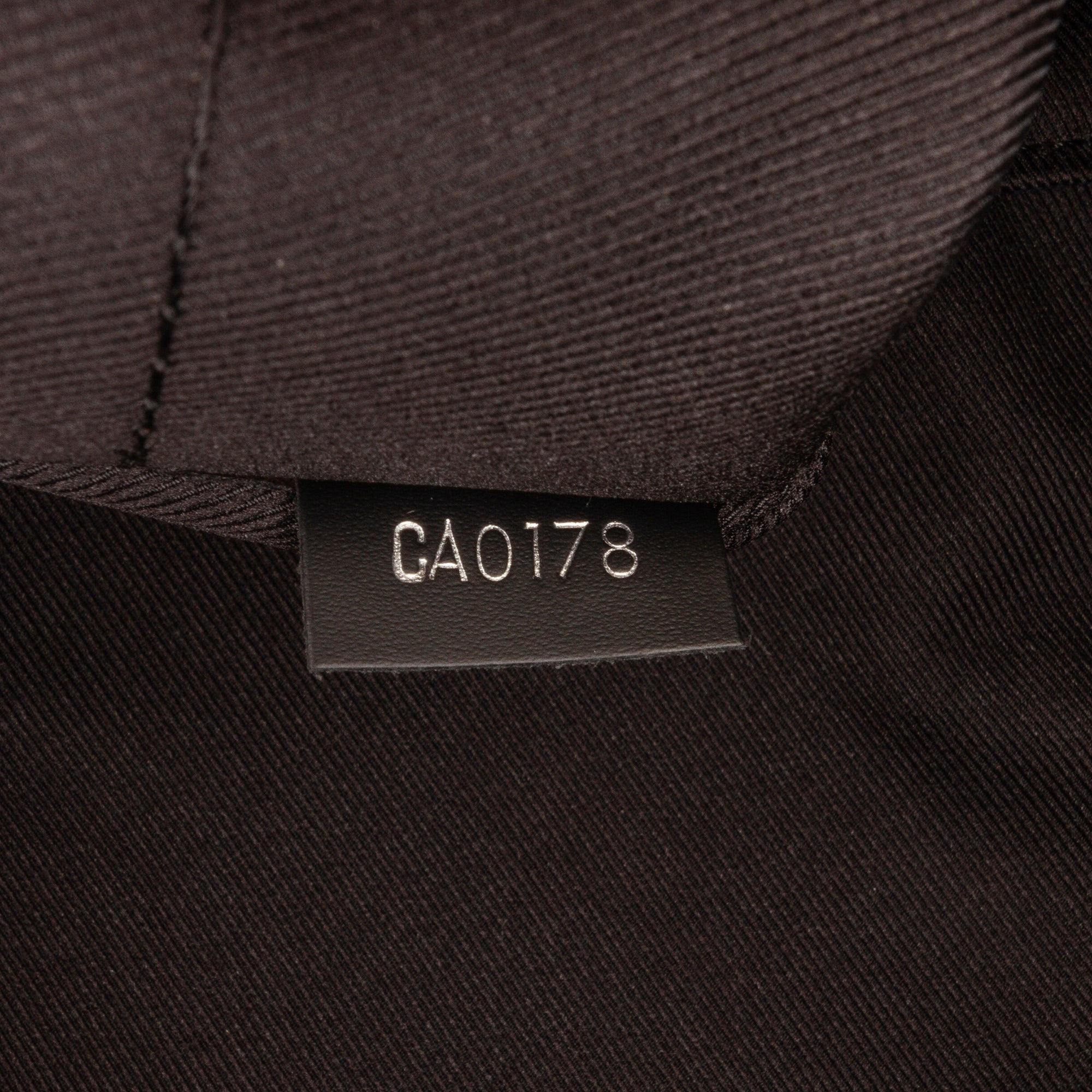 In​ Stock​ - Louis Vuitton​ District​ PM​ Messenger​ Bag​ Monogram Eclipse​  Canvas​ M44000(copy) - 9brandname