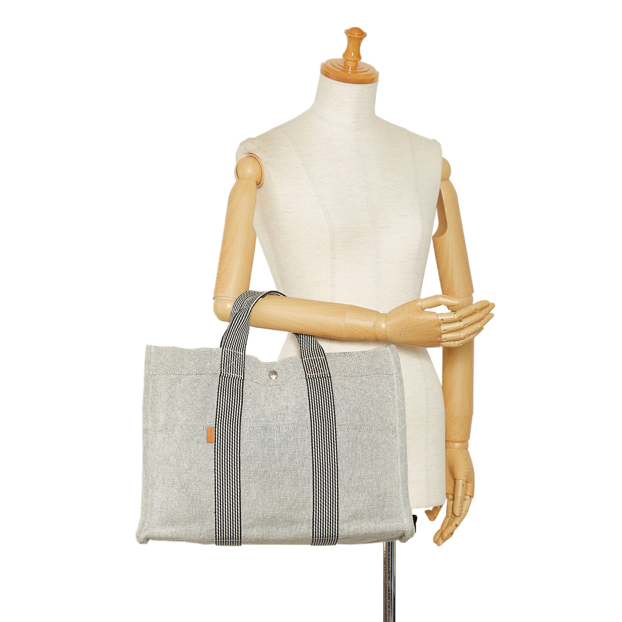 Pre Loved Hermes Fourre Tout mm Tote Bag Canvas Gray Gray Women