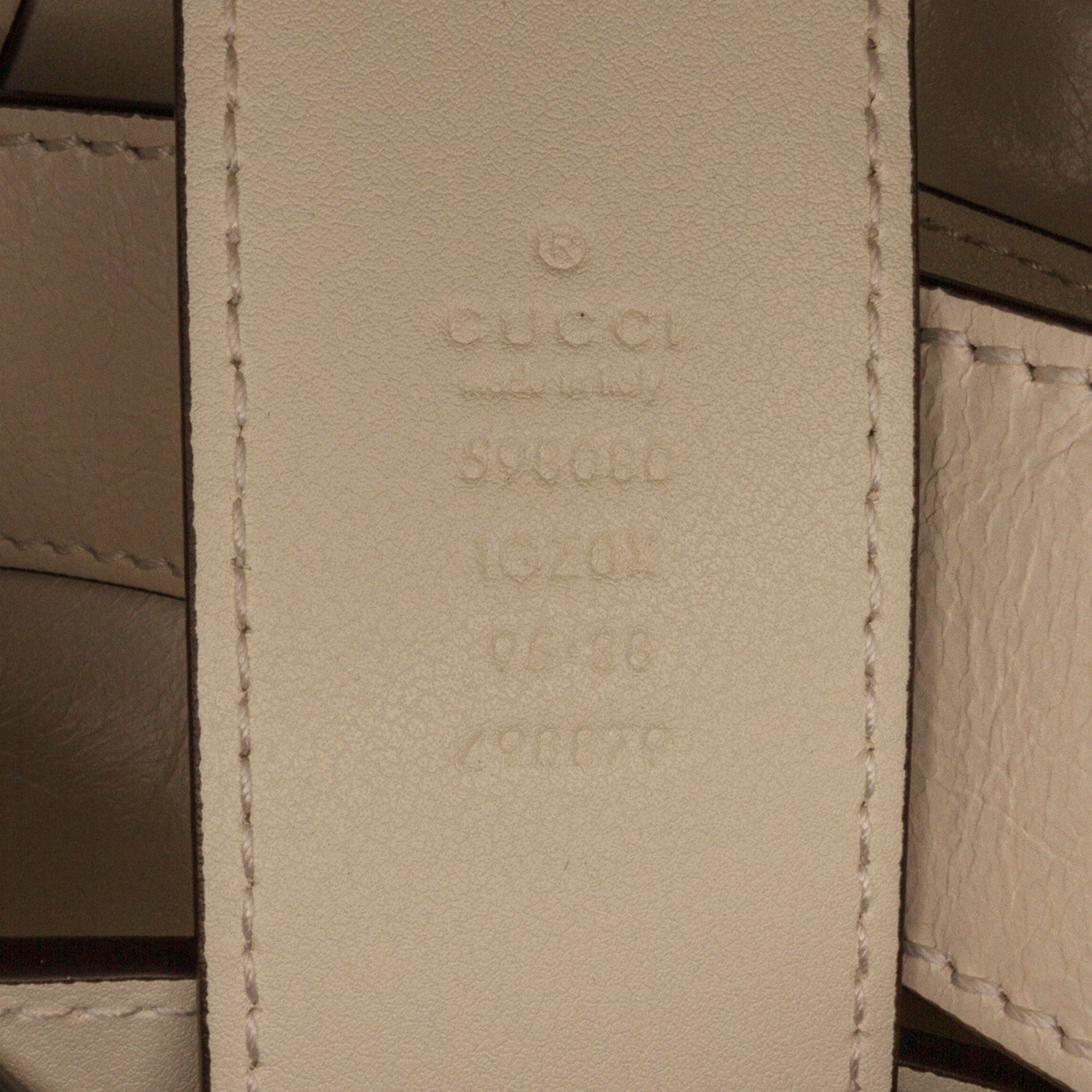 Gucci Gg Logo Belt Bag 598080 1GZ0X 1000 - Handbags, Morpheus