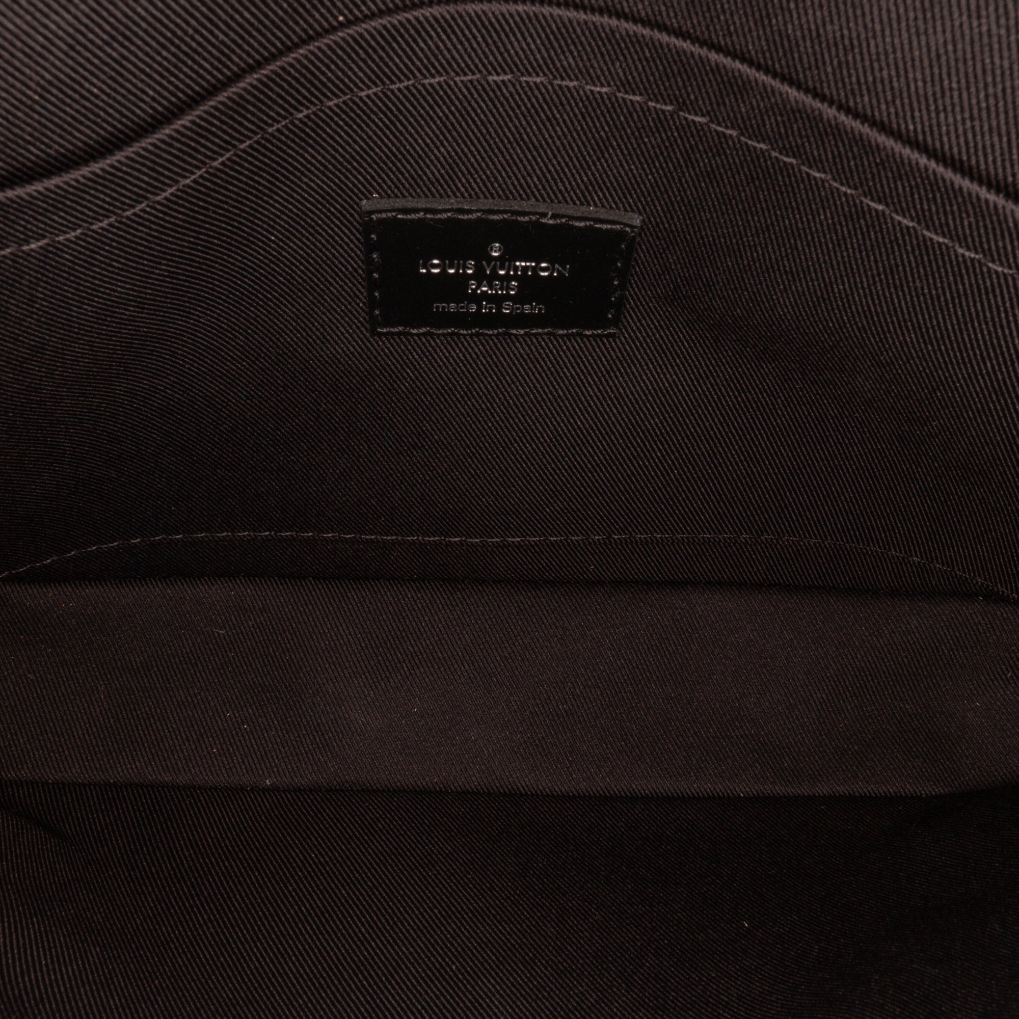 Louis Vuitton Damier Graphite Thomas Bag - Black Messenger Bags, Bags -  LOU110199