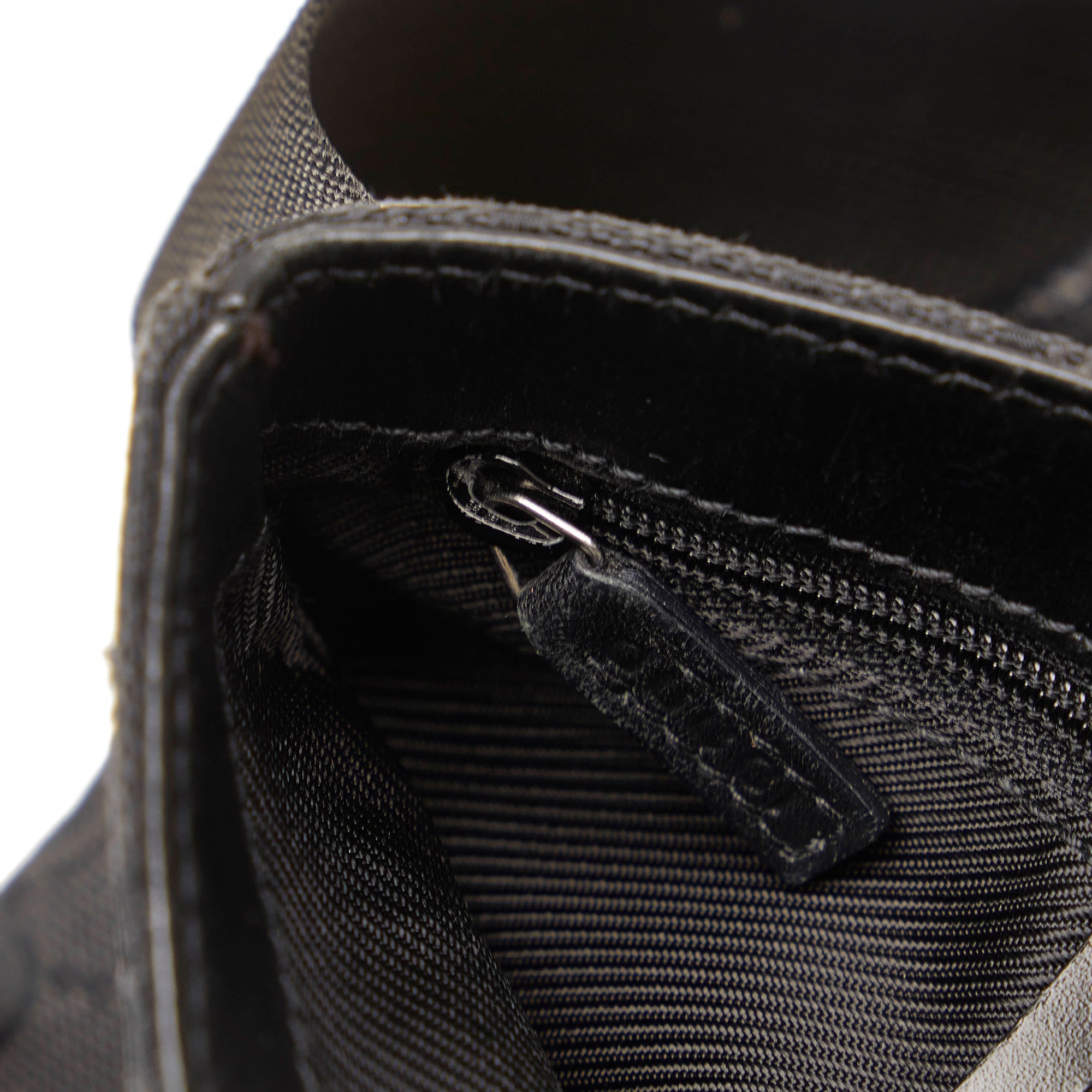 Gucci GG Canvas Belt Bag 92543 Black Cloth ref.1008199 - Joli Closet