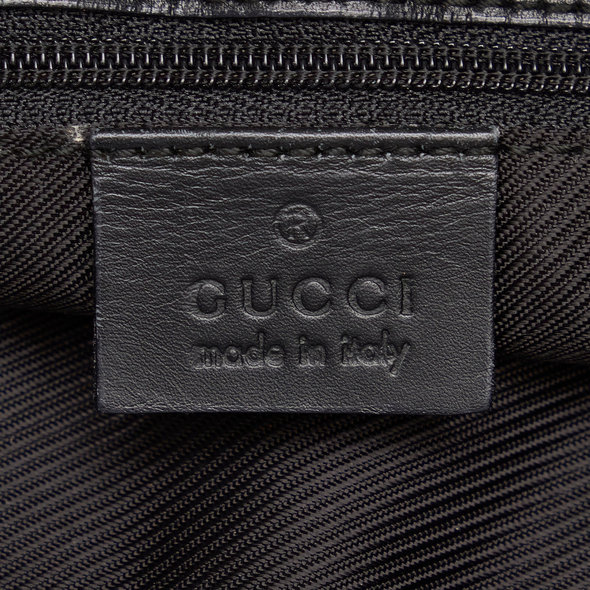 Black Gucci GG Canvas Shoulder Bag – Designer Revival