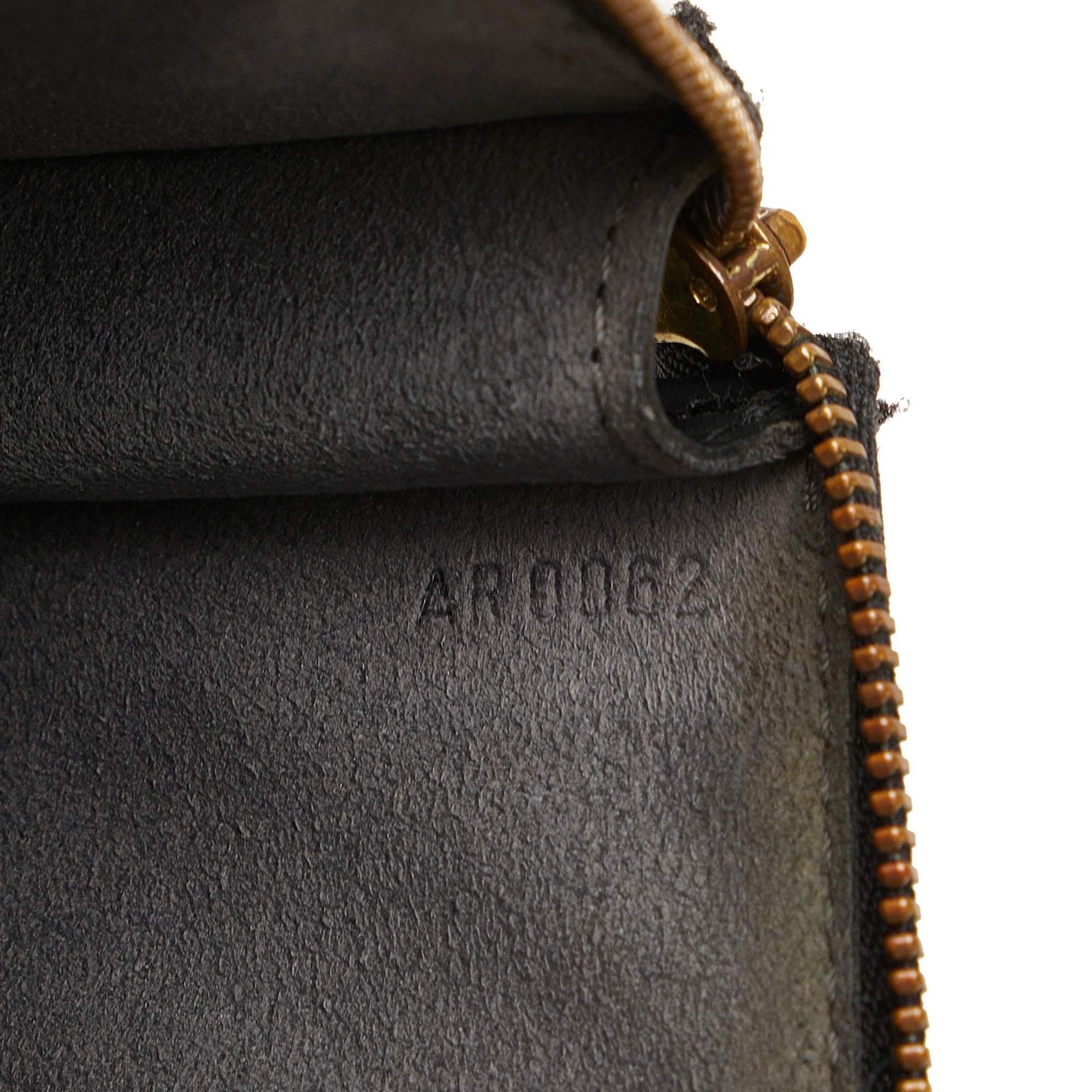 Black Louis Vuitton Epi Pochette Accessoires Baguette – Designer Revival