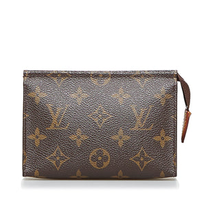 Louis Vuitton Toiletry Pouch 15 $325.00  Louis vuitton handbags, Louis  vuitton, Louis