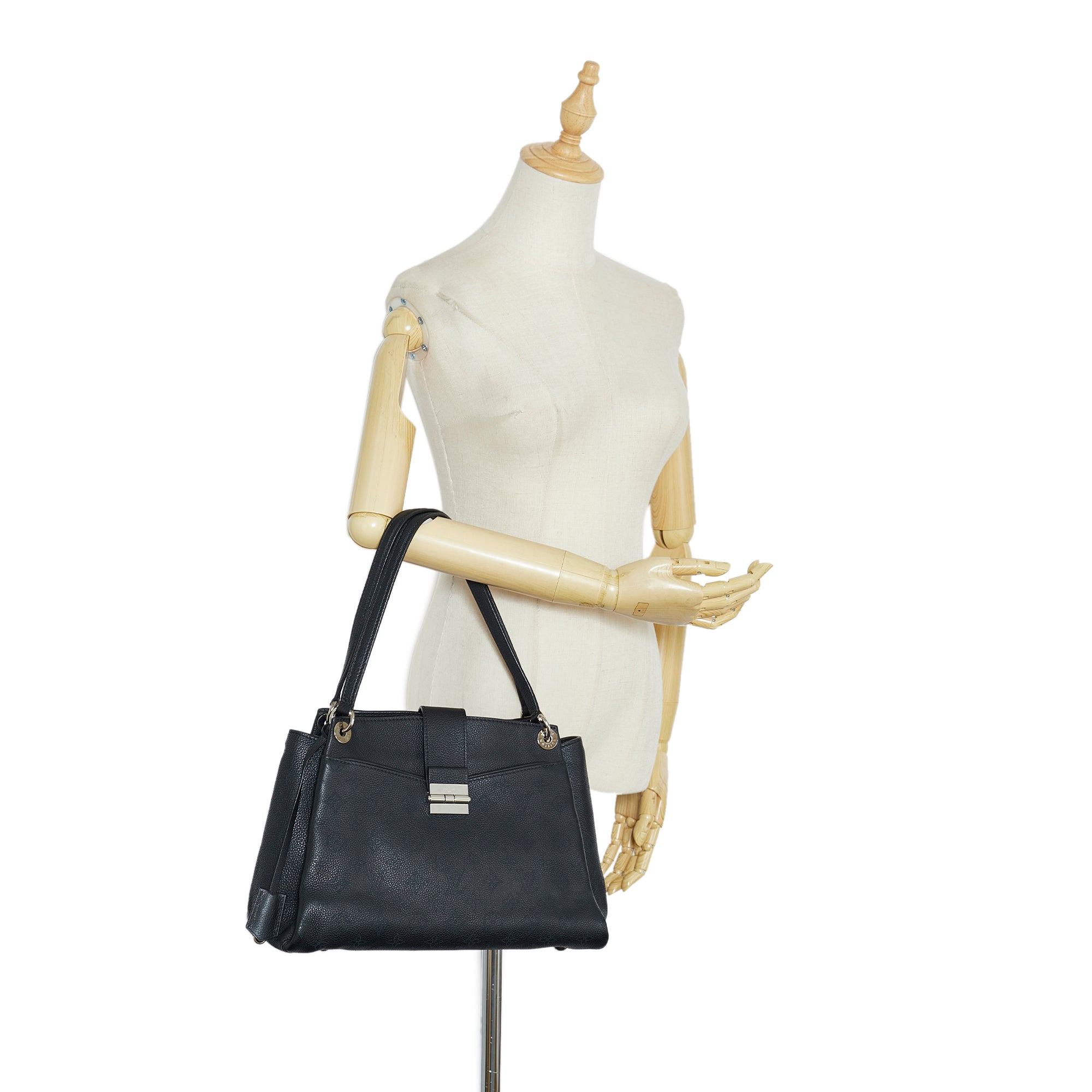 Black Louis Vuitton Monogram Mahina Sevres Shoulder Bag – Designer