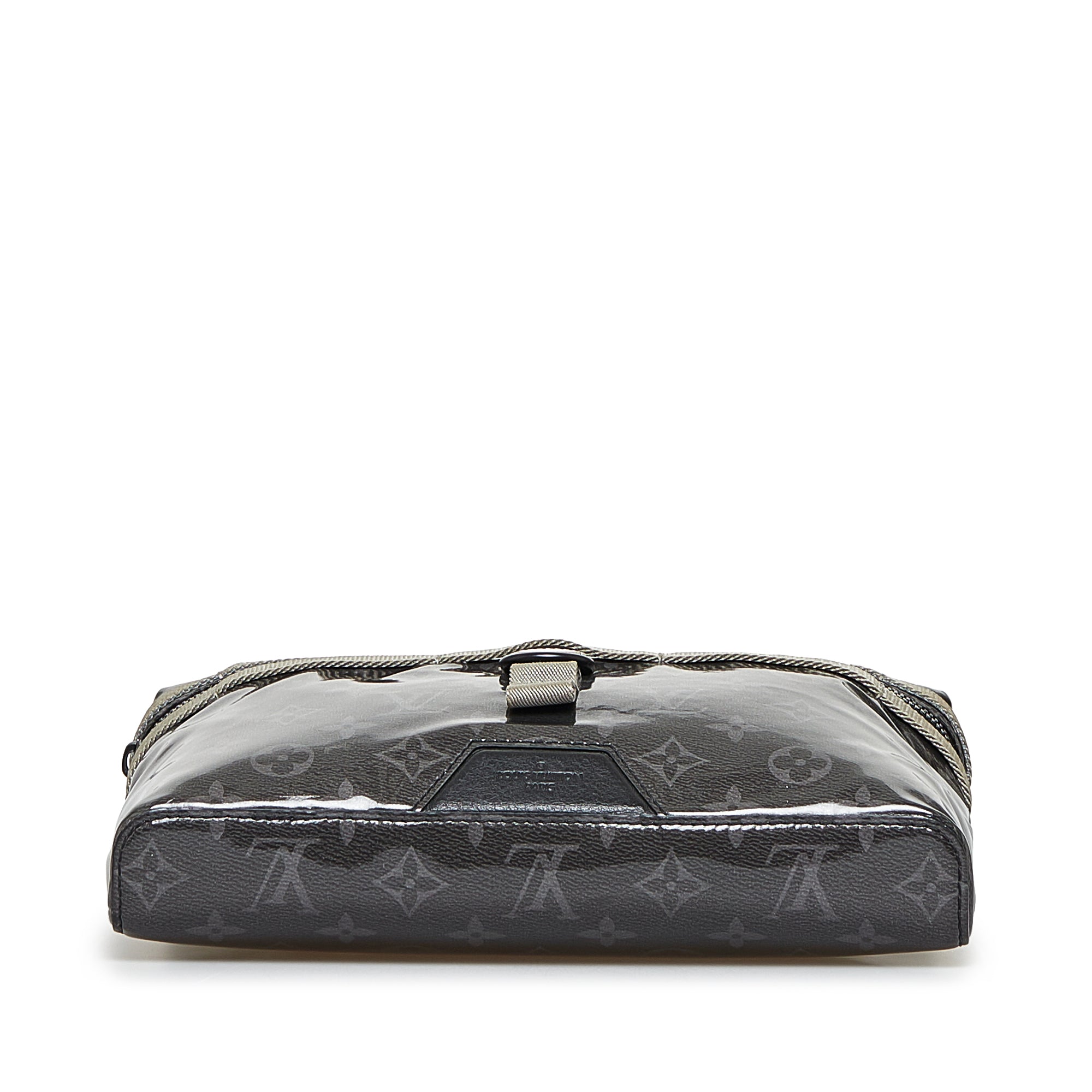 Louis Vuitton Monogram Eclipse Glaze Messenger PM Shoulder Bag M52218  Unused