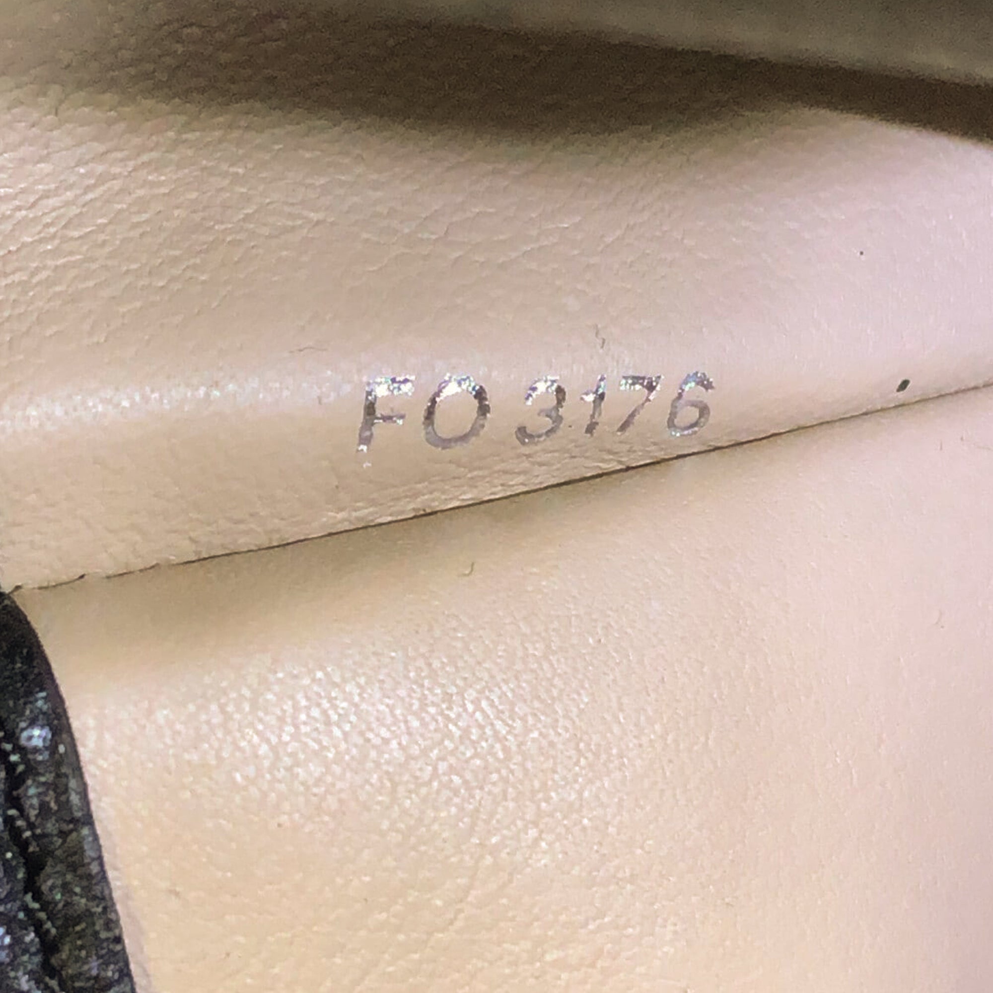 Beige Louis Vuitton City Steamer MM Satchel