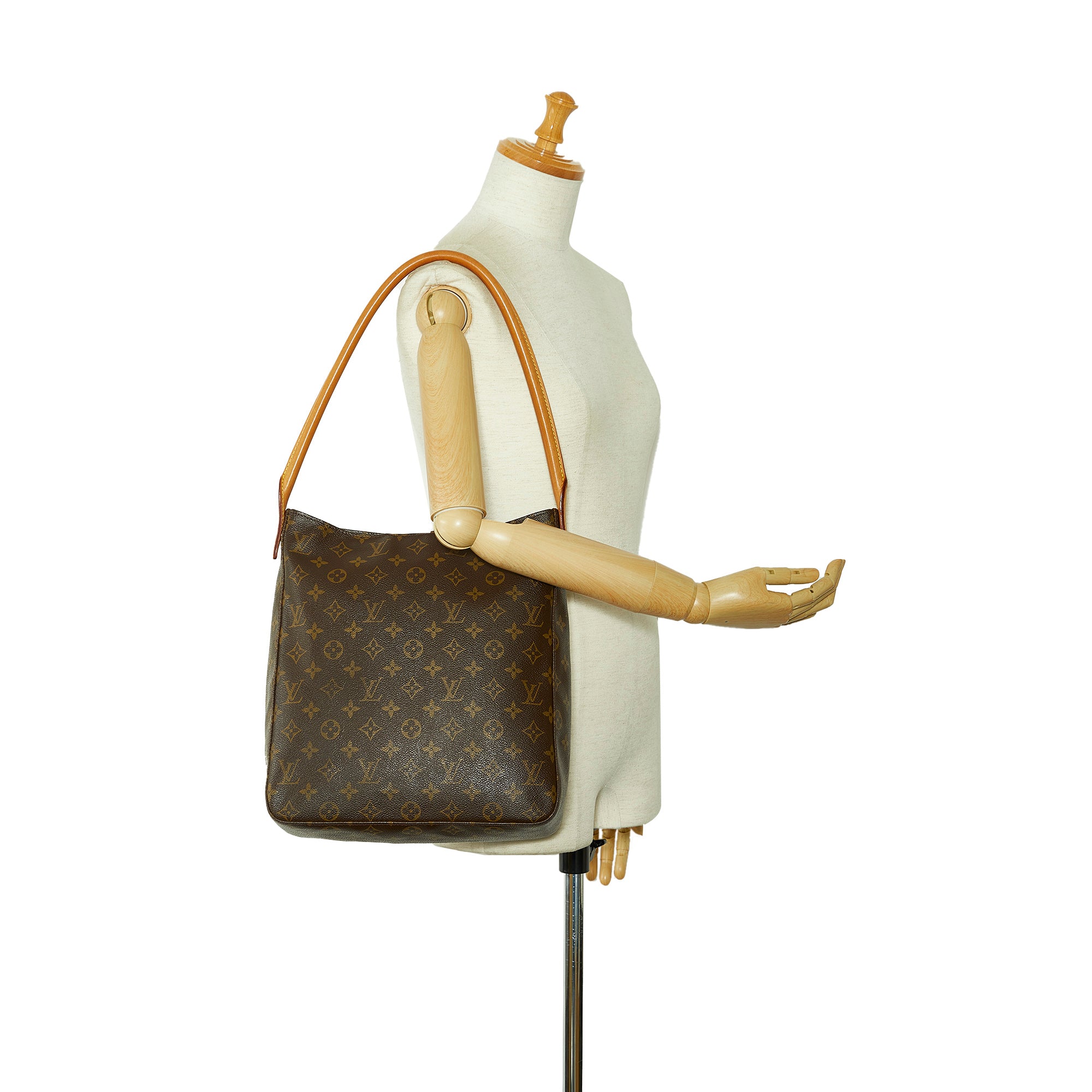 Authentic Louis Vuitton Looping MM, Women's Fashion, Bags
