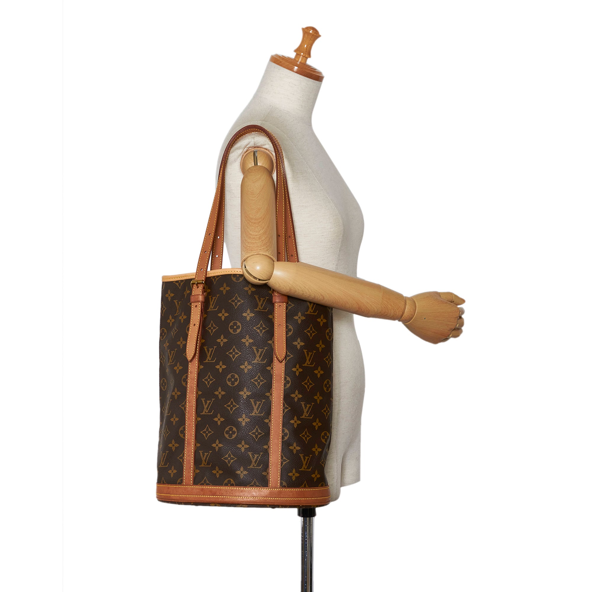 Pre Loved Louis Vuitton Monogram Bucket GM in Excellent Condition