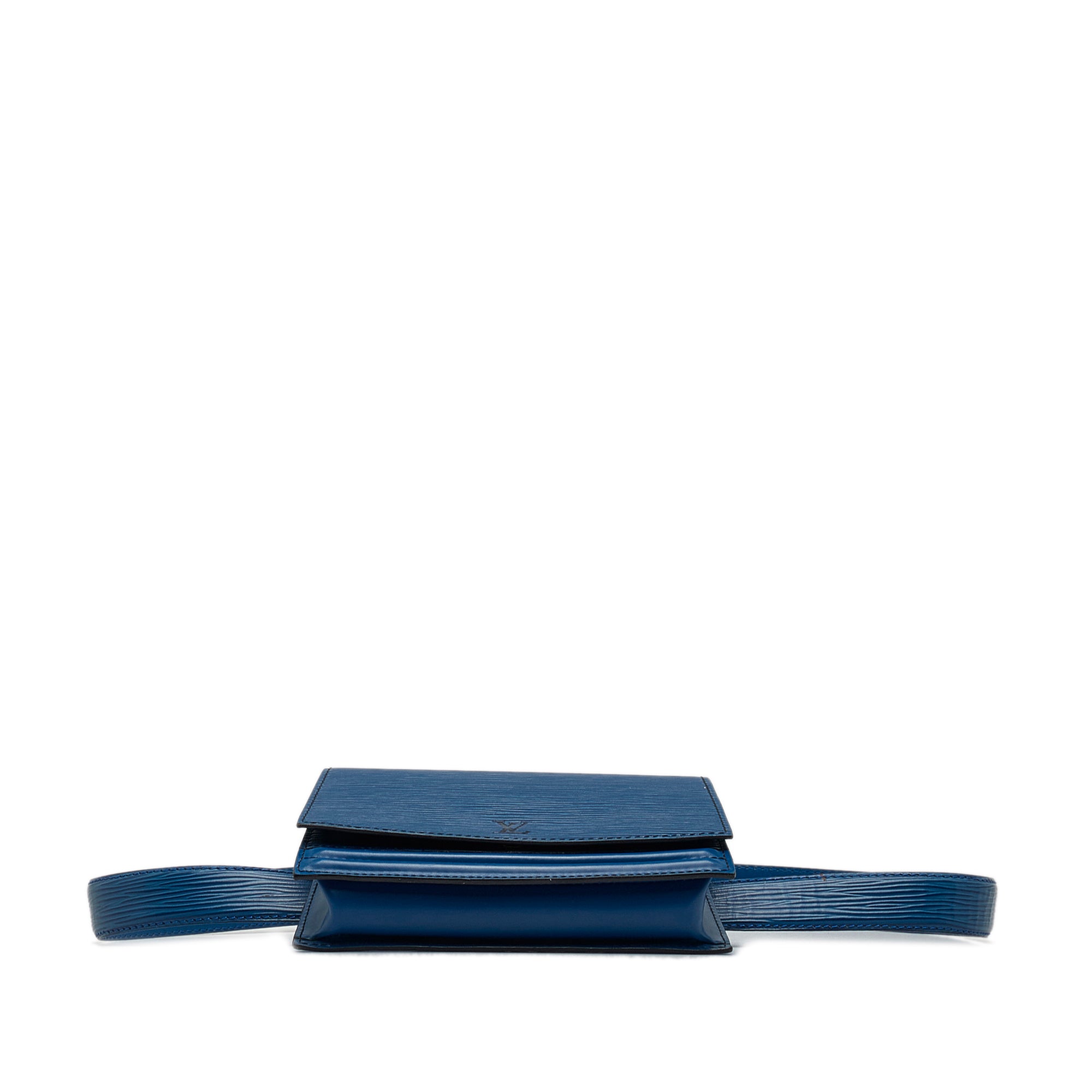 Louis Vuitton belt bag in Tilsitt blue Epi leather at 1stDibs