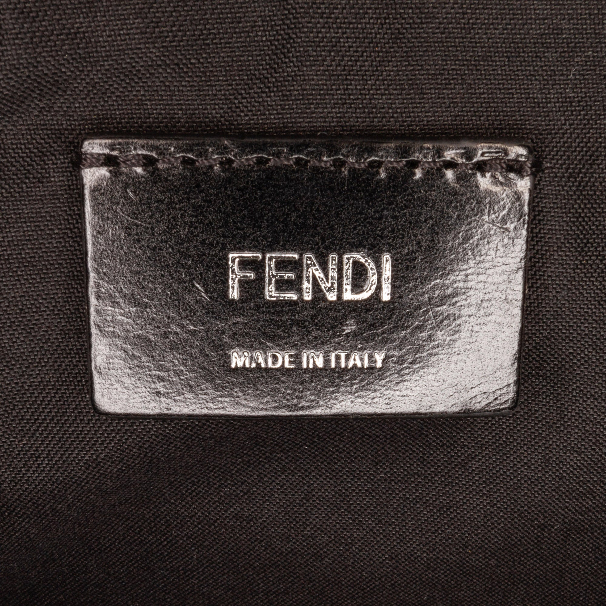 FENDI Vitello Glacier Mens Utility Belt Pouch 85 34 Black 1297443