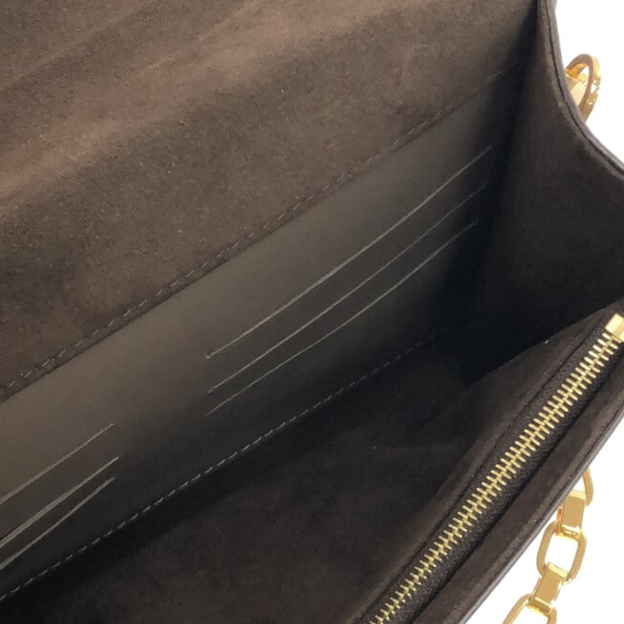 Gray Louis Vuitton Louise Chain MM Shoulder Bag – Designer Revival