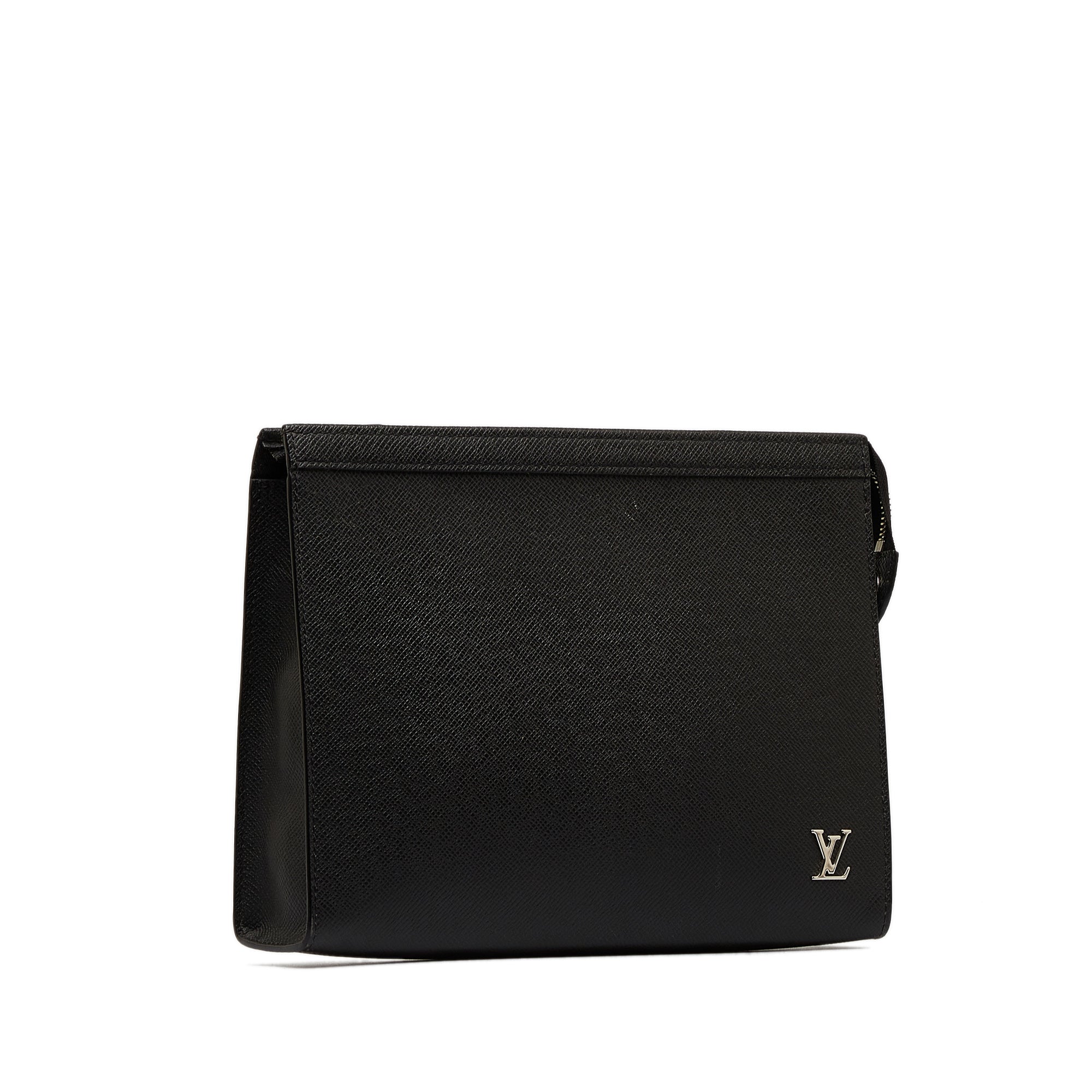 Louis Vuitton Pochette Voyage Taiga Leather