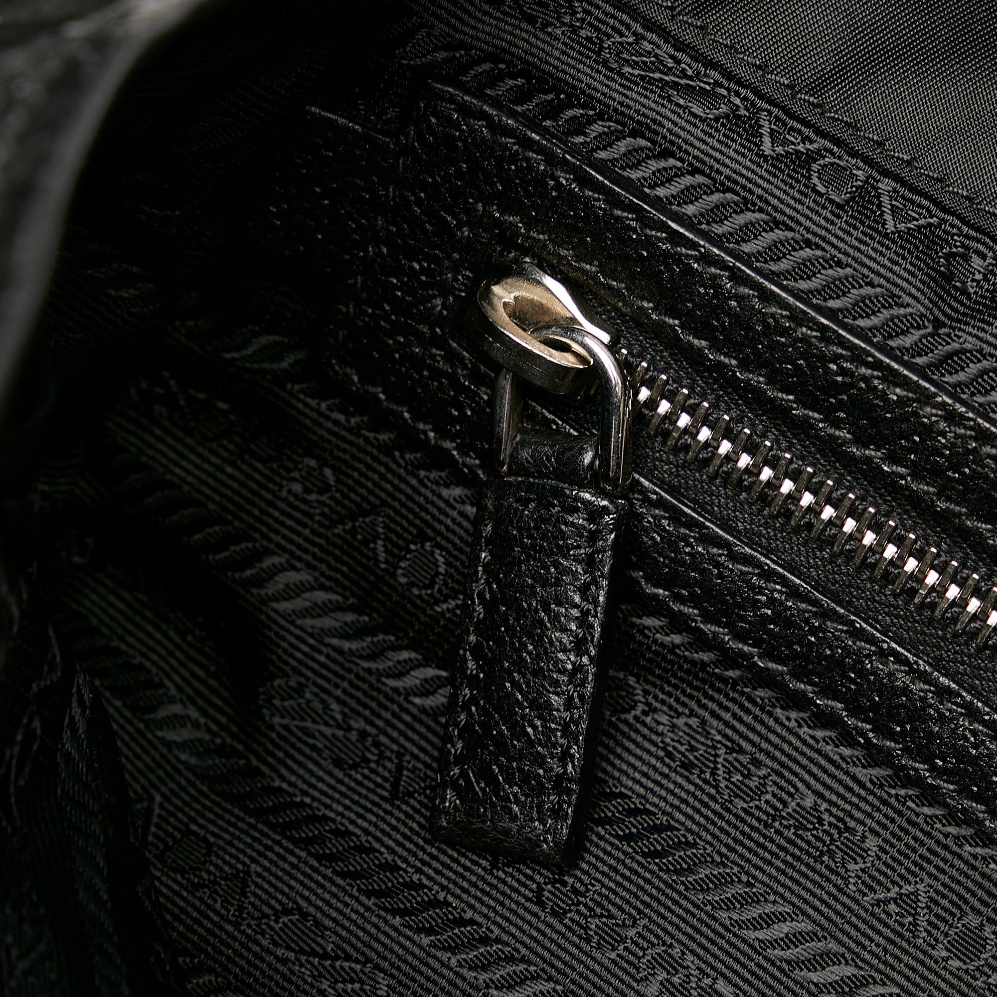 Tessuto cloth crossbody bag Prada Black in Cloth - 8947022