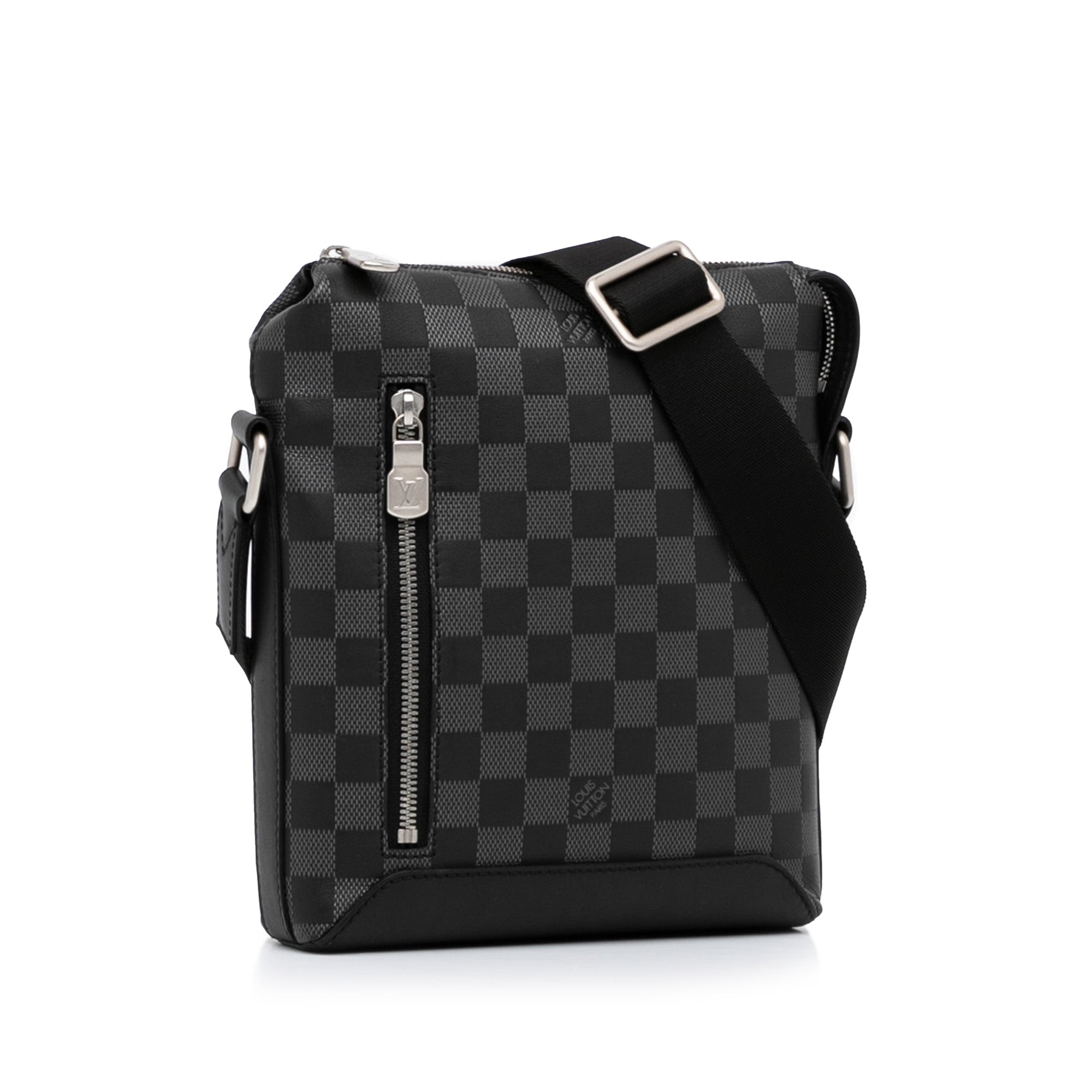 Louis Vuitton Discovery Damier Graphite Belt Bag Black Canvas