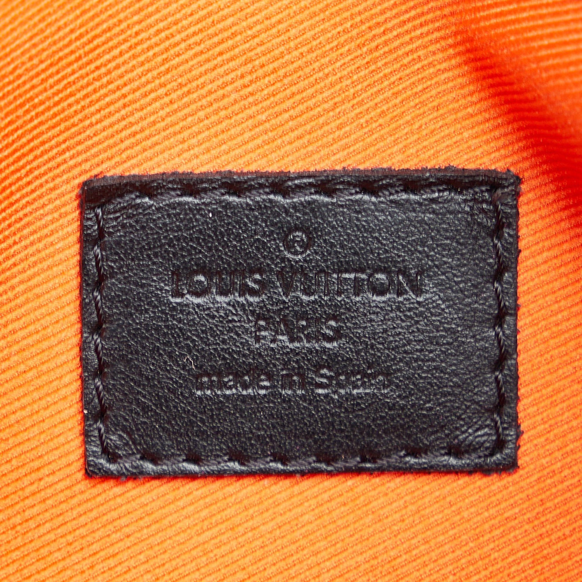 Black Louis Vuitton Monogram Shadow Double Flat Messenger Crossbody Ba –  Designer Revival
