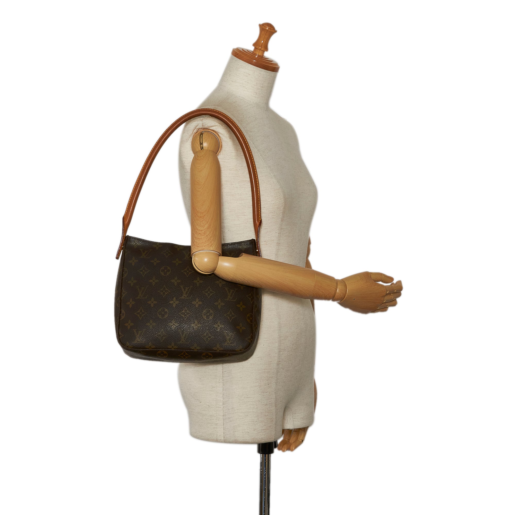 Louis Vuitton Looping MM Shoulder Bag