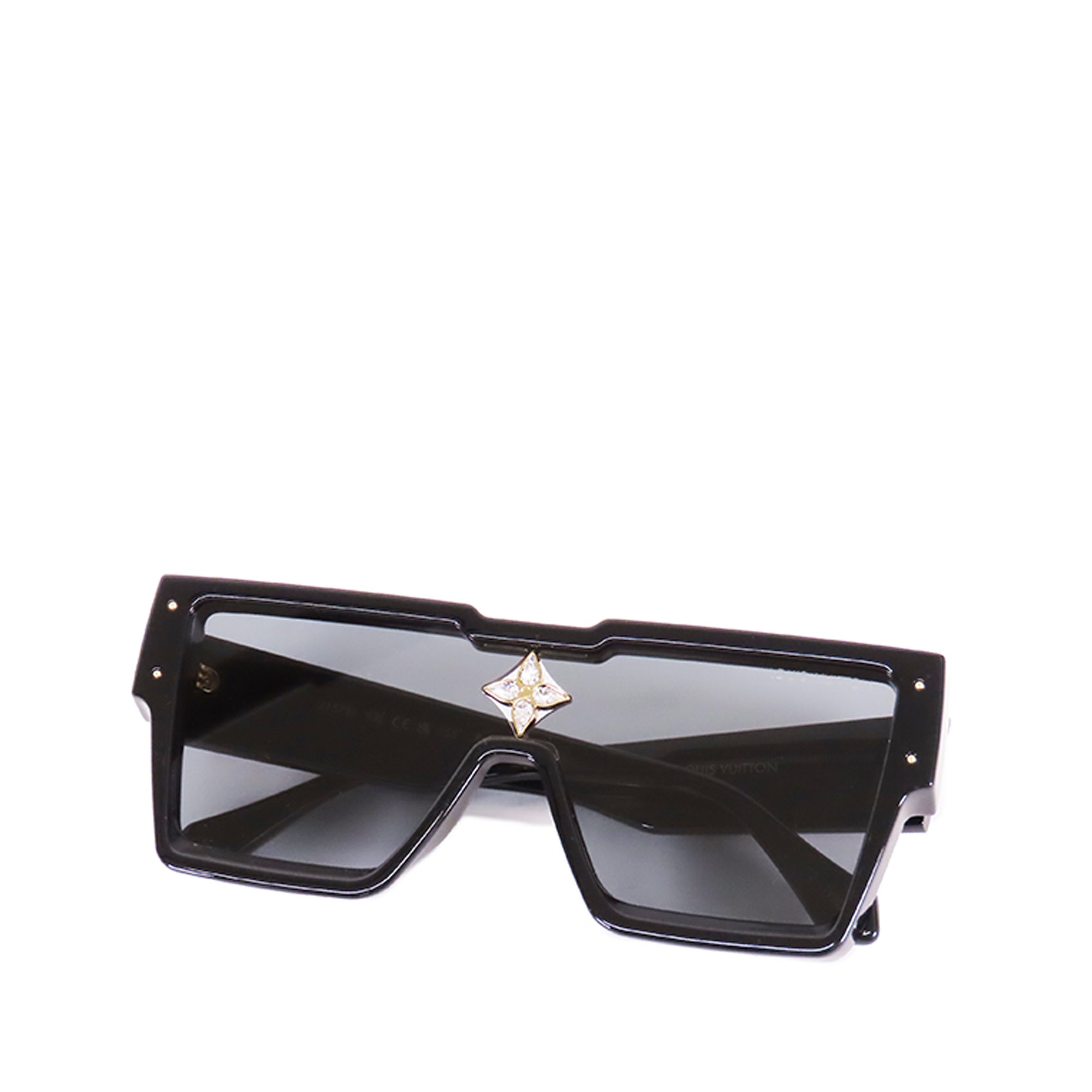 Products by Louis Vuitton: Cyclone Sunglasses in 2023  Sunglasses, Luxury  sunglasses, Louis vuitton sunglasses