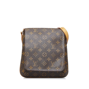 LOUIS VUITTON Felicie Pochette Vernis Crossbody Bag Amarante - 15% OFF