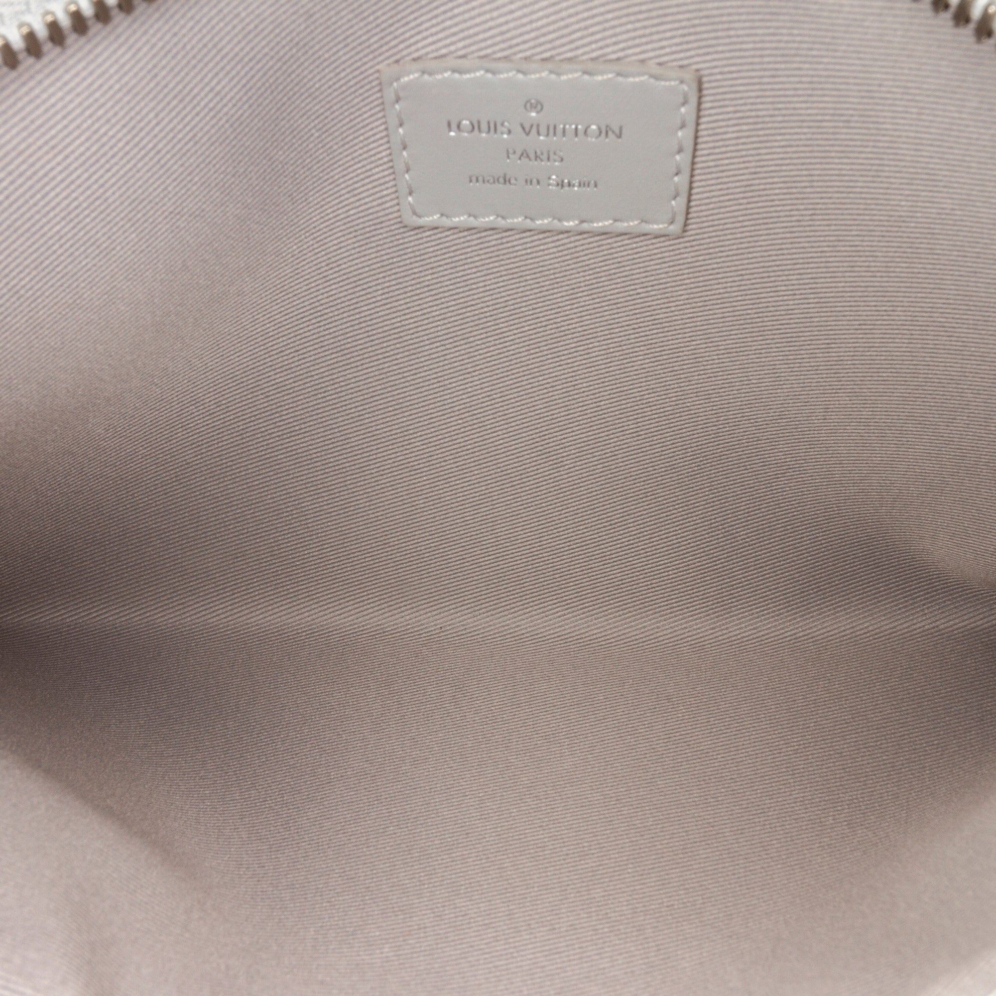 White Louis Vuitton Double Flat Messenger – Designer Revival