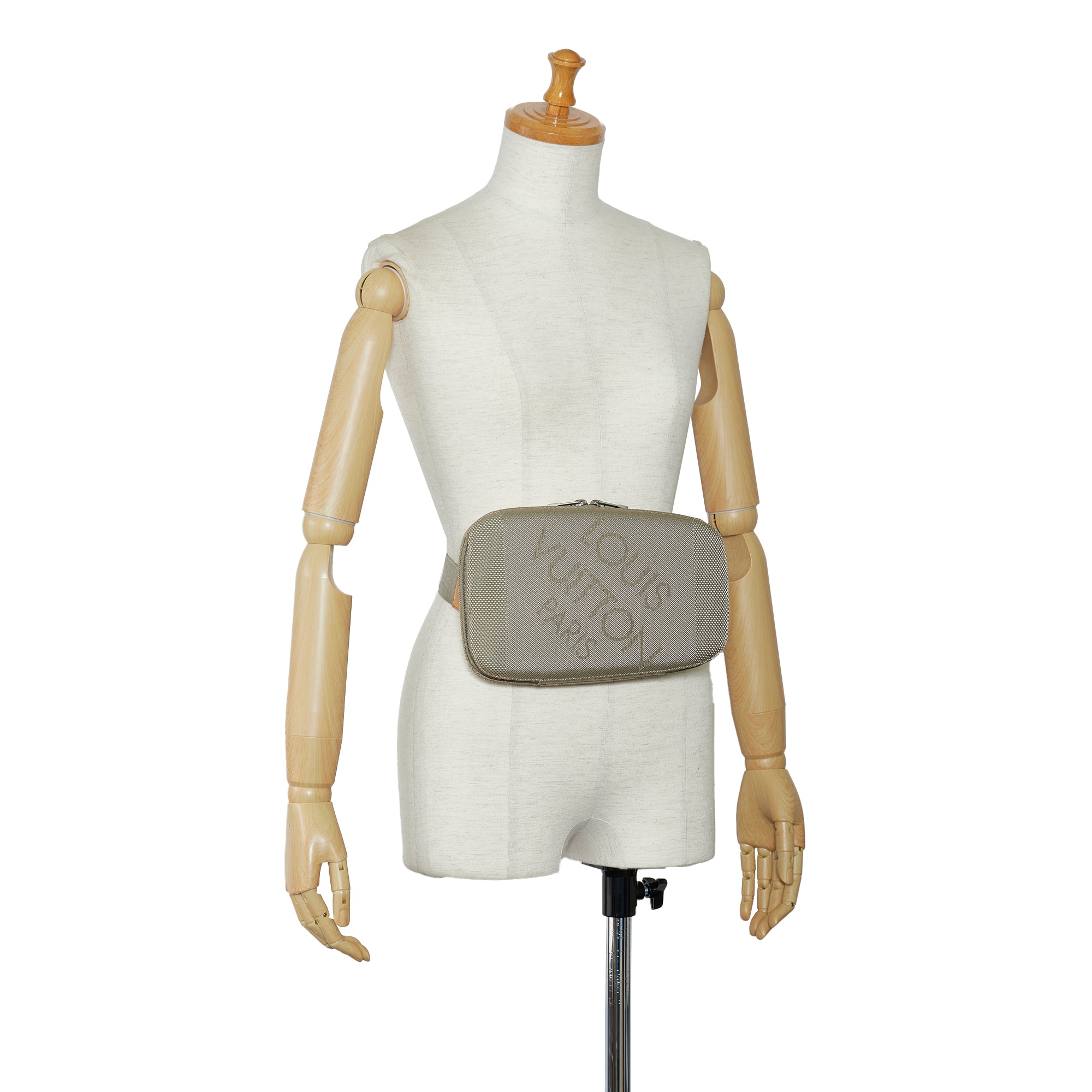 Brown Louis Vuitton Damier Geant Mage Belt Bag – Designer Revival