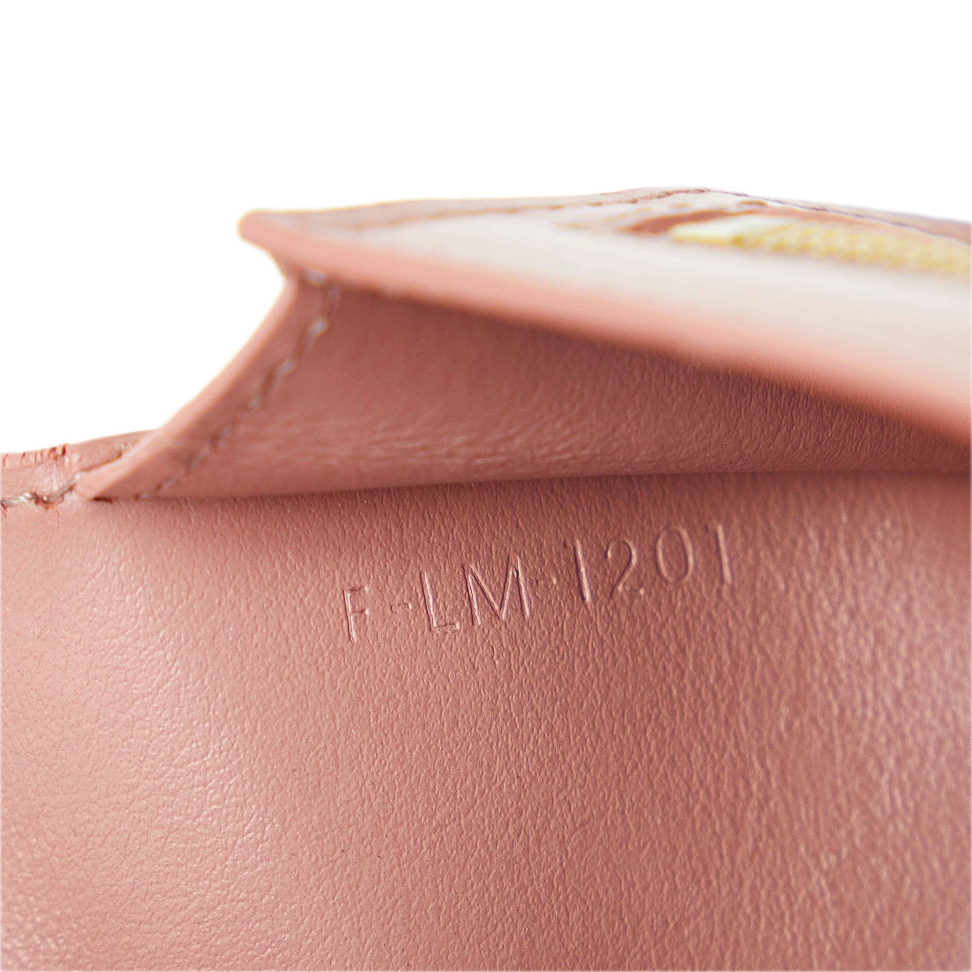 Leather card wallet Celine Pink in Leather - 36177243